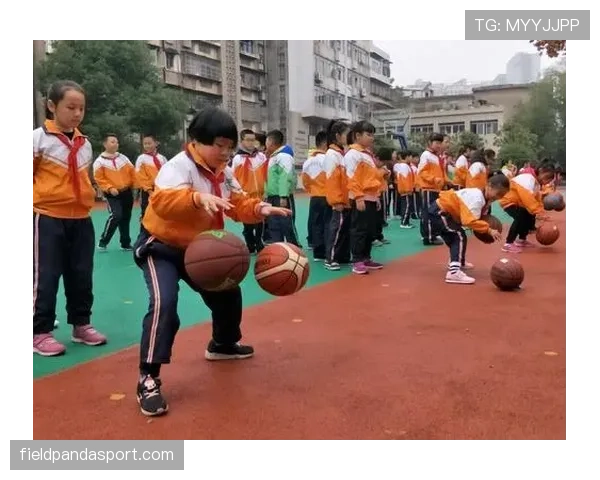 篮球比赛开始规则全面解析：跳球与站位要点详解